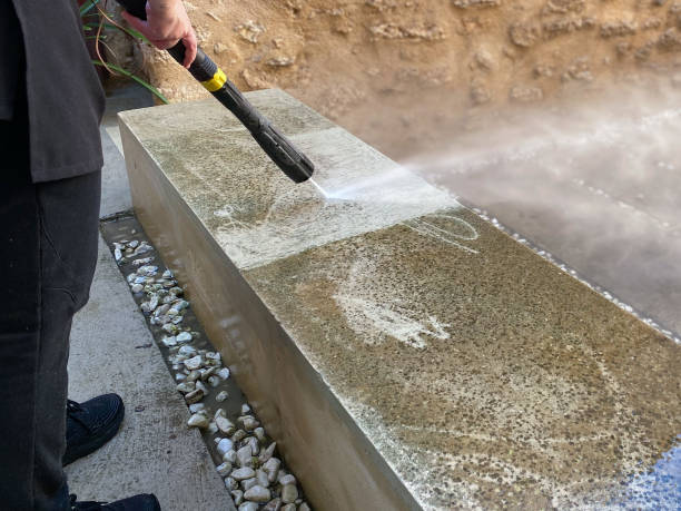 Why Choose Our Certified Pressure Washing Experts for Your Project Needs in Wellington, FL?